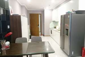 Cho thuê căn hộ Vinhomes cao cấp L6-10 1 phòng ngủ, bao phí, full nội thất.
